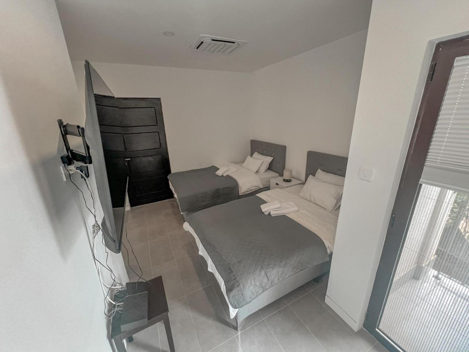 Absolute Adriatic Apartment Kotor Exterior photo